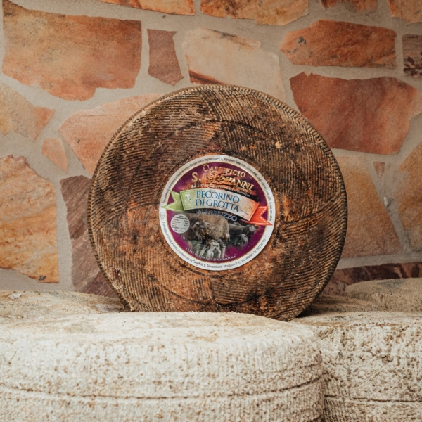 Pecorino stagionato